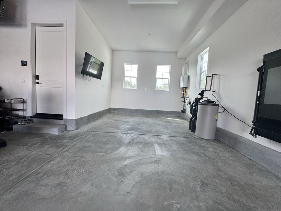 Rubber floor install